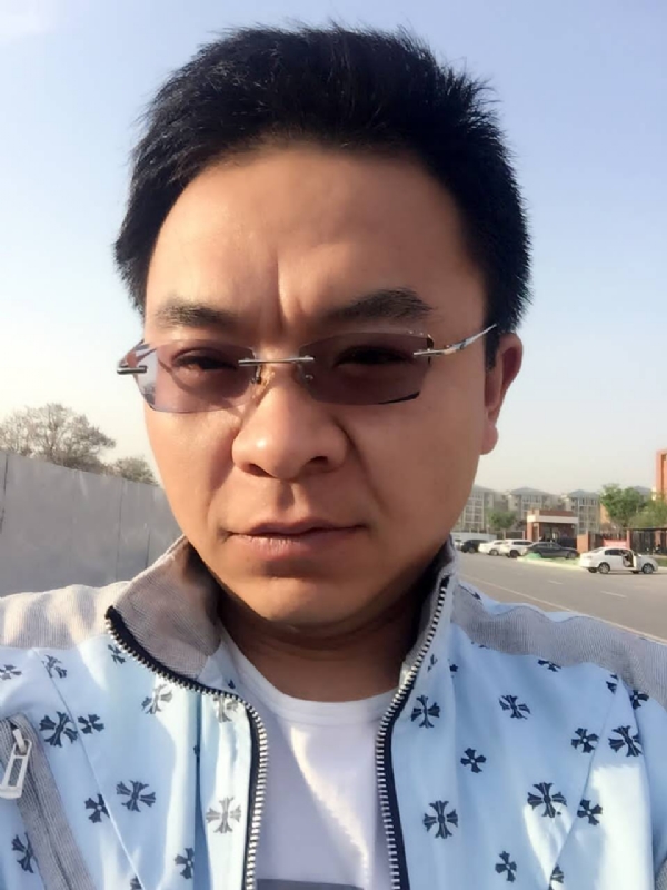 执着的等待的第一张照片--福州中老年相亲网