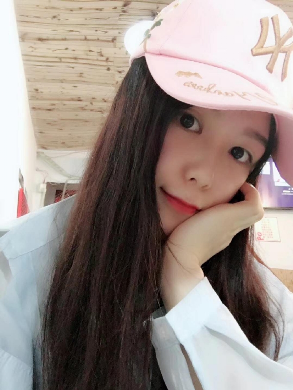 丹丹的第一张照片--福州中老年相亲网