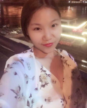 彩儿的第一张照片--福州中老年相亲网