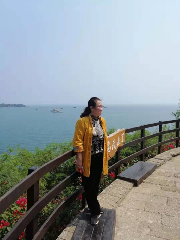 曦若半秋的第一张照片--福州中老年相亲网