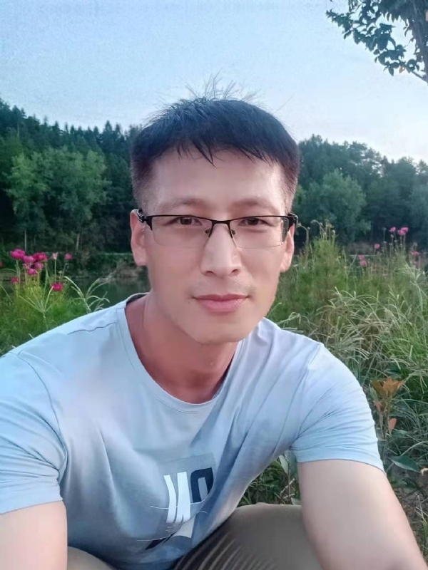 零零柒的第一张照片--福州中老年相亲网
