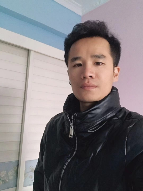 小杨哥的第一张照片--福州中老年相亲网