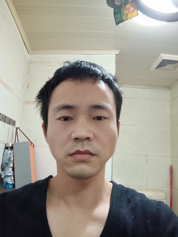 守望天空的第一张照片--福州中老年相亲网