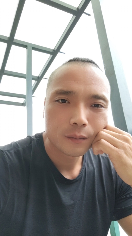 伯爵的第三张照片--福州中老年相亲网