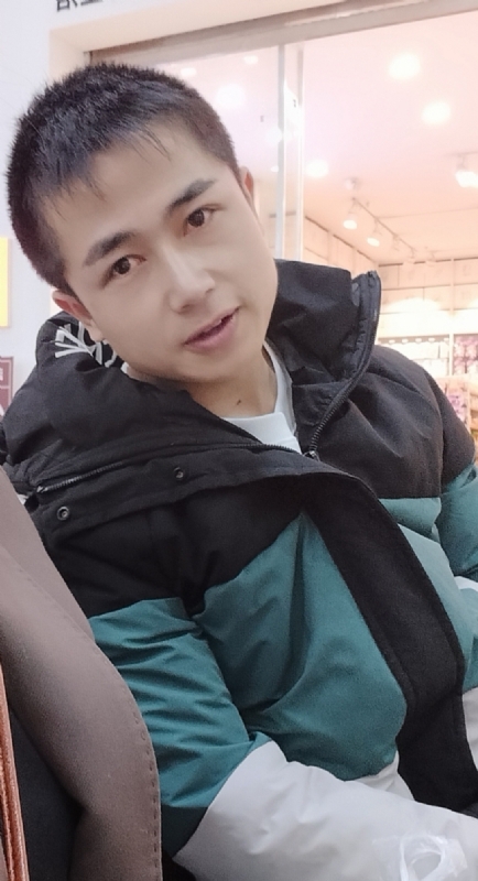 不骄不躁的第一张照片--福州中老年相亲网